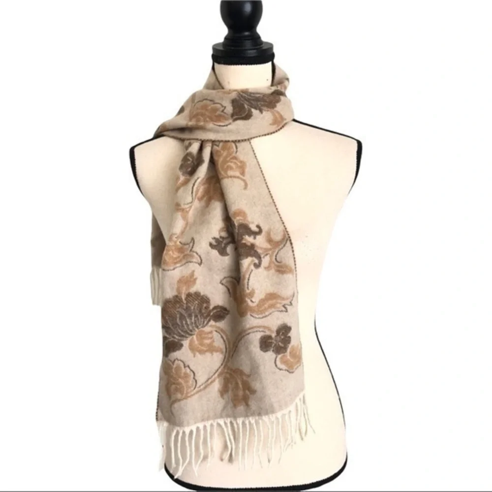 V.FRAAS Floral Cashmink Wrap Scarf With Fringe Made In Germany
